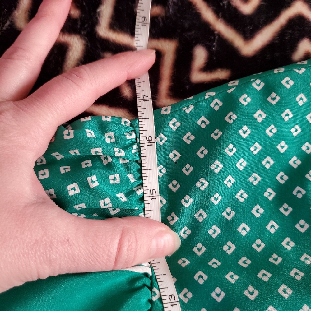 Vintage Hankerchief blouse Sm/M - Picture 14 of 16